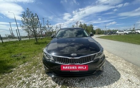 KIA Optima IV, 2018 год, 2 200 000 рублей, 11 фотография