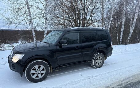 Mitsubishi Pajero IV, 2008 год, 1 700 000 рублей, 5 фотография