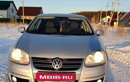 Volkswagen Jetta VI, 2008 год, 650 000 рублей, 7 фотография