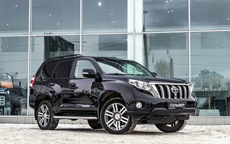 Toyota Land Cruiser Prado 150 рестайлинг 2, 2014 год, 3 849 000 рублей, 7 фотография