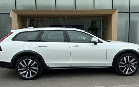 Volvo V90 Cross Country I рестайлинг, 2021 год, 4 990 000 рублей, 5 фотография