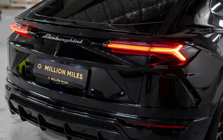 Lamborghini Urus I, 2023 год, 38 000 000 рублей, 8 фотография