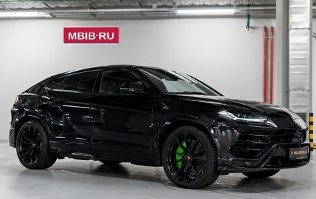 Lamborghini Urus I, 2023 год, 38 000 000 рублей, 6 фотография