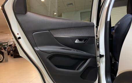 Peugeot 3008 II, 2019 год, 2 490 000 рублей, 21 фотография