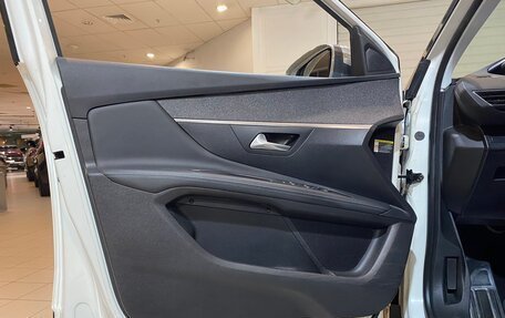 Peugeot 3008 II, 2019 год, 2 490 000 рублей, 19 фотография