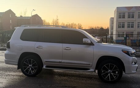 Toyota Land Cruiser 200, 2015 год, 5 700 000 рублей, 3 фотография