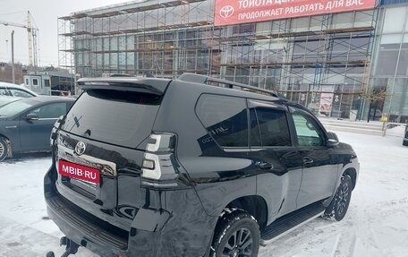 Toyota Land Cruiser Prado 150 рестайлинг 2, 2020 год, 5 998 000 рублей, 4 фотография