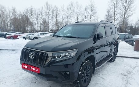 Toyota Land Cruiser Prado 150 рестайлинг 2, 2020 год, 5 998 000 рублей, 11 фотография