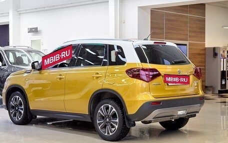 Suzuki Vitara II рестайлинг, 2021 год, 2 800 000 рублей, 6 фотография