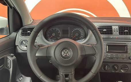 Volkswagen Polo VI (EU Market), 2013 год, 880 000 рублей, 14 фотография