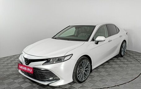 Toyota Camry, 2019 год, 2 890 000 рублей, 1 фотография