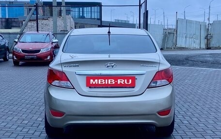 Hyundai Solaris II рестайлинг, 2010 год, 869 990 рублей, 5 фотография