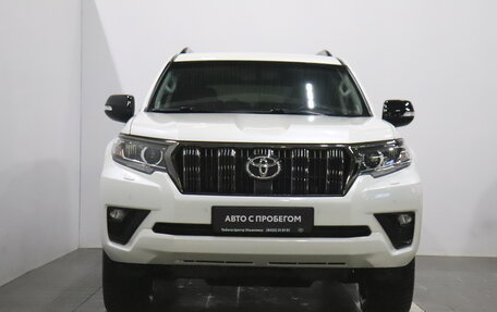 Toyota Land Cruiser Prado 150 рестайлинг 2, 2021 год, 7 280 000 рублей, 2 фотография