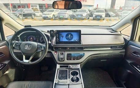 Honda Odyssey IV, 2022 год, 3 600 000 рублей, 8 фотография