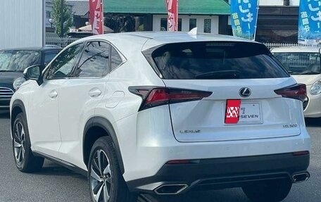 Lexus NX I, 2021 год, 3 450 001 рублей, 7 фотография