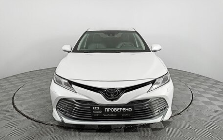 Toyota Camry, 2019 год, 2 890 000 рублей, 2 фотография