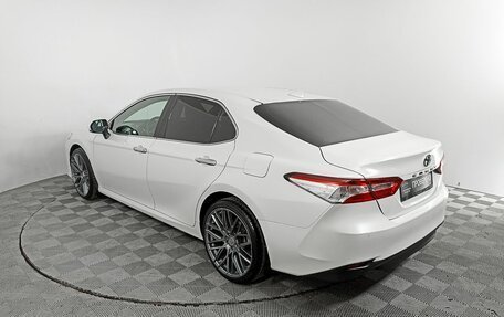 Toyota Camry, 2019 год, 2 890 000 рублей, 7 фотография