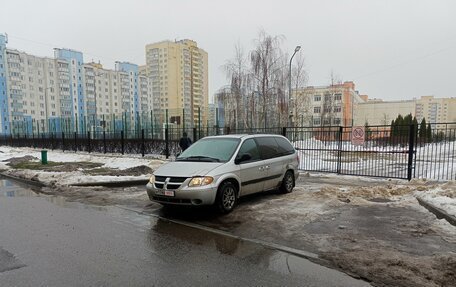 Dodge Caravan IV, 2002 год, 325 000 рублей, 2 фотография