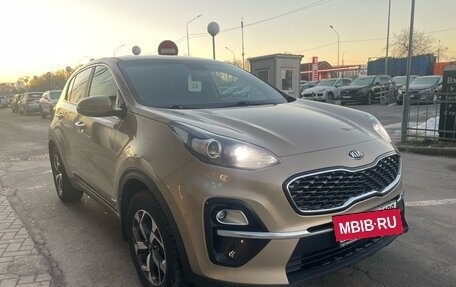 KIA Sportage IV рестайлинг, 2019 год, 1 899 000 рублей, 2 фотография