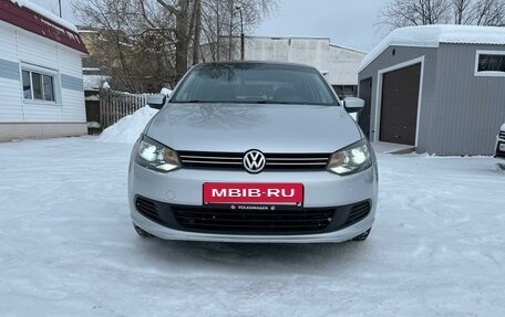 Volkswagen Polo VI (EU Market), 2012 год, 999 999 рублей, 2 фотография