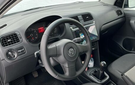 Volkswagen Polo VI (EU Market), 2012 год, 999 999 рублей, 15 фотография