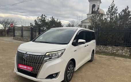 Toyota Esquire I, 2017 год, 2 600 000 рублей, 2 фотография