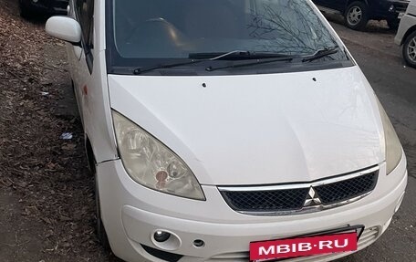 Mitsubishi Colt VI рестайлинг, 2009 год, 380 000 рублей, 3 фотография