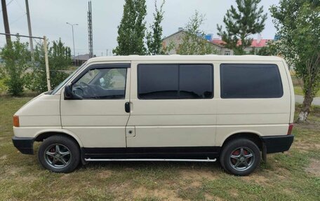 Volkswagen Caravelle T4, 1995 год, 430 000 рублей, 4 фотография