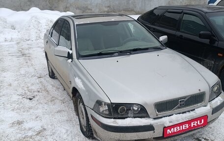 Volvo S40 II, 2001 год, 215 000 рублей, 1 фотография