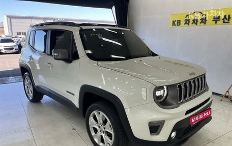 Jeep Renegade I рестайлинг, 2021 год, 2 408 000 рублей, 3 фотография