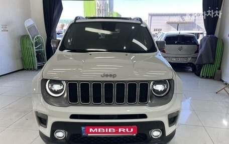 Jeep Renegade I рестайлинг, 2021 год, 2 408 000 рублей, 2 фотография