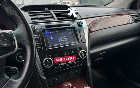 Toyota Camry, 2013 год, 2 300 000 рублей, 24 фотография