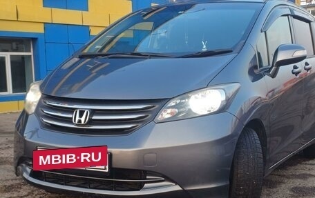 Honda Freed I, 2011 год, 1 200 000 рублей, 12 фотография