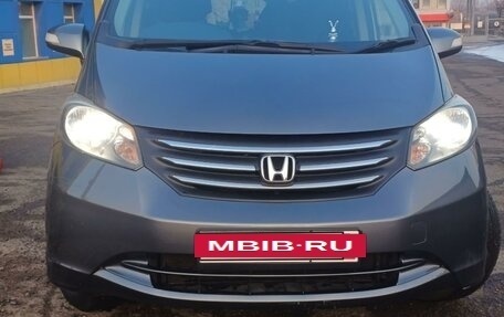 Honda Freed I, 2011 год, 1 200 000 рублей, 13 фотография