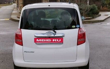 Toyota Ractis I, 2005 год, 650 000 рублей, 6 фотография