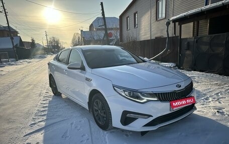 KIA Optima IV, 2019 год, 1 600 000 рублей, 2 фотография