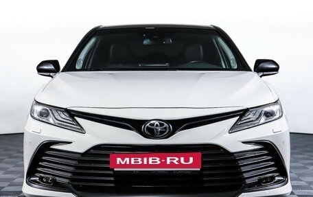 Toyota Camry, 2021 год, 3 598 000 рублей, 2 фотография