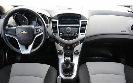 Chevrolet Cruze II, 2012 год, 701 000 рублей, 10 фотография