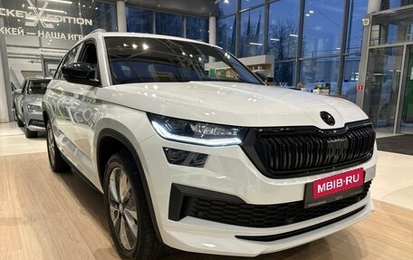 Skoda Kodiaq I, 2024 год, 5 990 000 рублей, 3 фотография