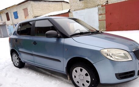 Skoda Fabia II, 2009 год, 560 000 рублей, 2 фотография