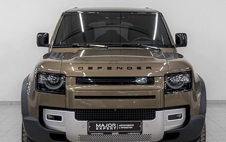 Land Rover Defender II, 2021 год, 5 995 000 рублей, 2 фотография