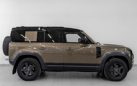 Land Rover Defender II, 2021 год, 5 995 000 рублей, 4 фотография