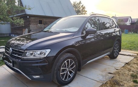 Volkswagen Tiguan II, 2019 год, 2 800 000 рублей, 3 фотография