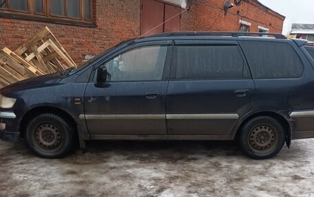 Mitsubishi Space Wagon III, 1999 год, 250 000 рублей, 4 фотография