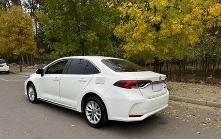 Toyota Corolla, 2021 год, 1 900 000 рублей, 6 фотография