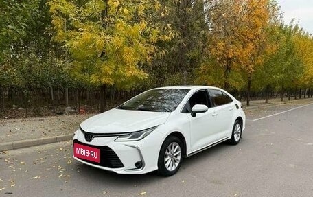 Toyota Corolla, 2021 год, 1 900 000 рублей, 2 фотография