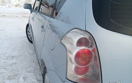 Toyota Corolla Verso I, 2006 год, 885 000 рублей, 4 фотография