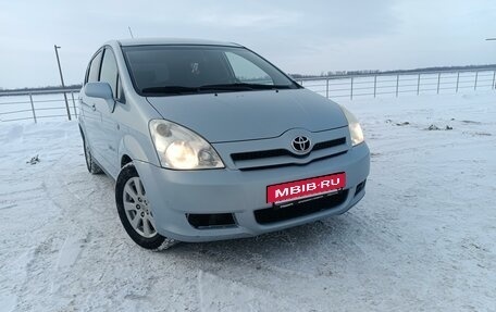 Toyota Corolla Verso I, 2006 год, 885 000 рублей, 8 фотография