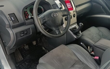 Toyota Corolla Verso I, 2006 год, 885 000 рублей, 19 фотография