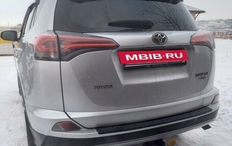 Toyota RAV4, 2016 год, 2 595 000 рублей, 6 фотография